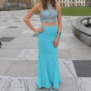 Two-Piece Prom Dress✨